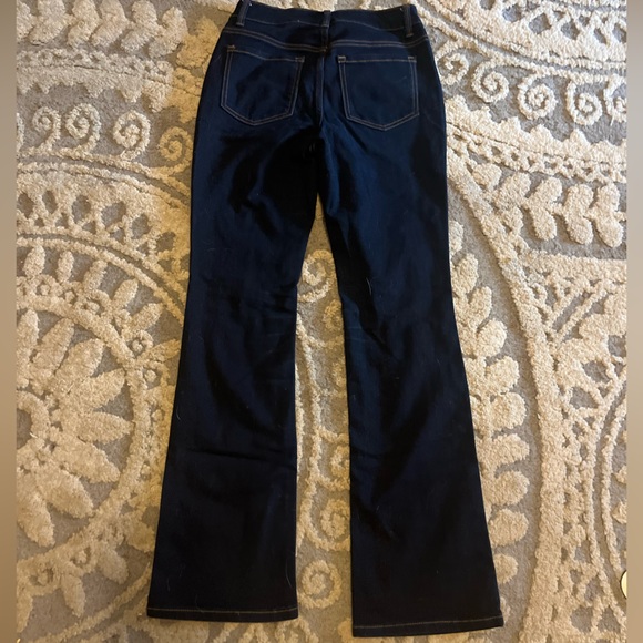 No boundaries, boot cut jeans, high rise, inseam 30.5 inches - Picture 1 of 3